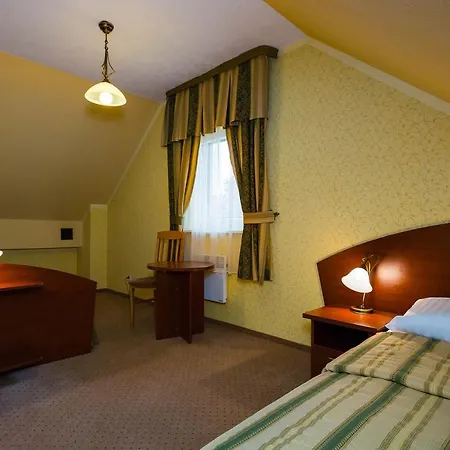 Ognisty Ptak Hotel 3*