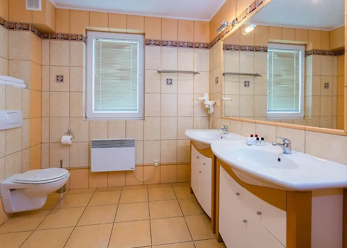 Hotel Ognisty Ptak 3*